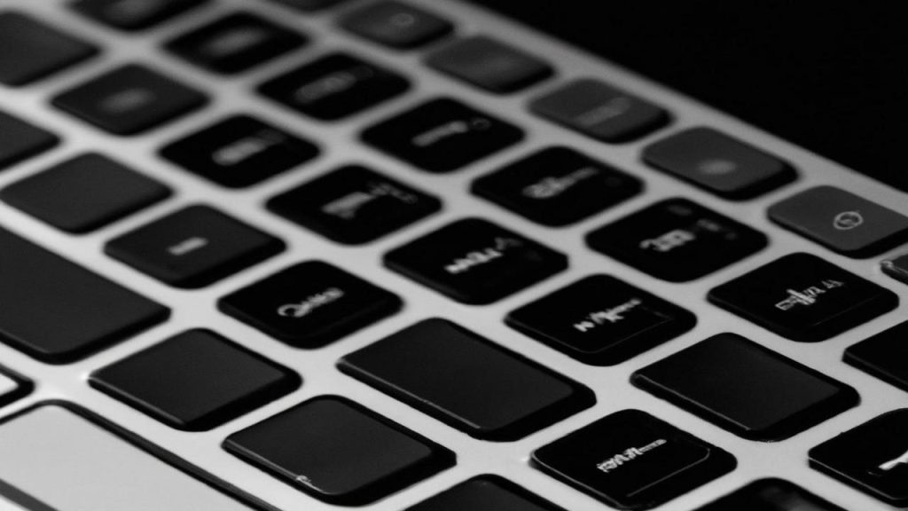 Jak wyłączyć komputer klawiaturą?